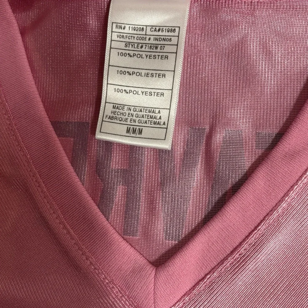Brett Favre Green Bay Packers Womens Jersey Medium Pink NFL Football Sporty Cute - Picture 4 of 6